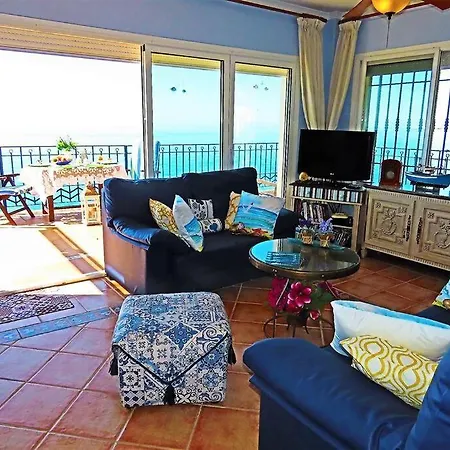 Apartamento Balcon Del Duende : Seafront Paradise
